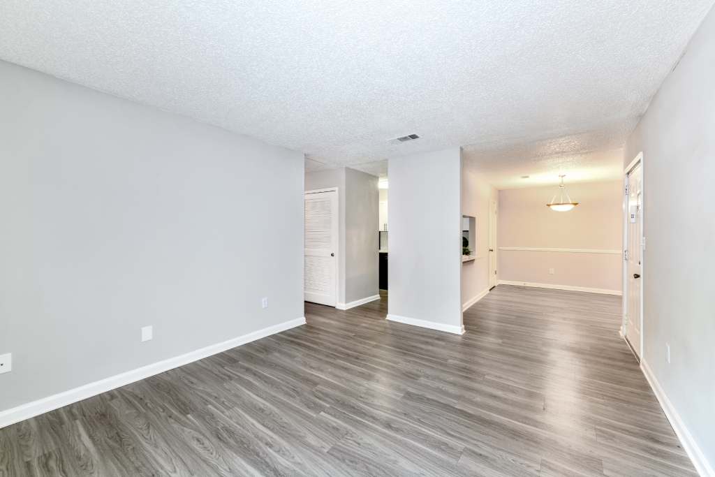 Photos and Video of Veridian at Sandy Springs in Sandy Springs, GA